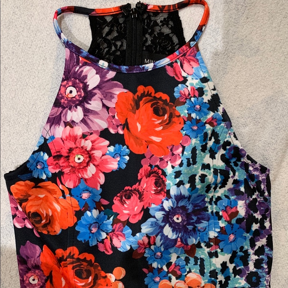 Minkpink S floral/ lace crop top